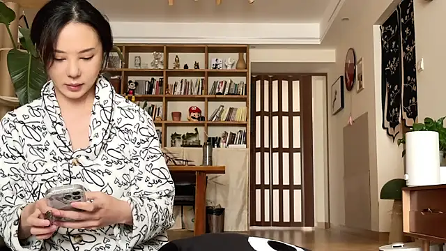 grandeeney online show from 11/03/25, 05:42