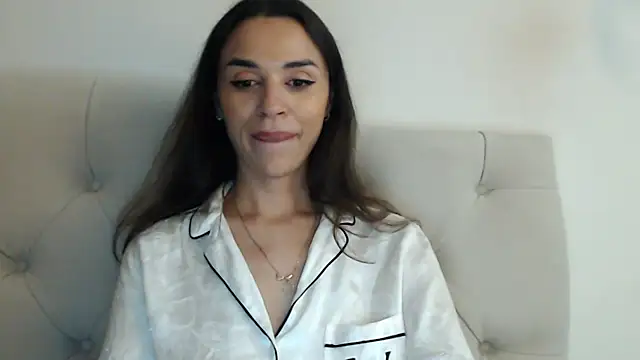 Mika Gold online show from 10/13/25, 10:32