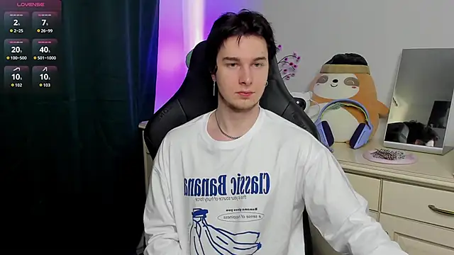 Vincent Strong online show from 03/14/26, 01:05