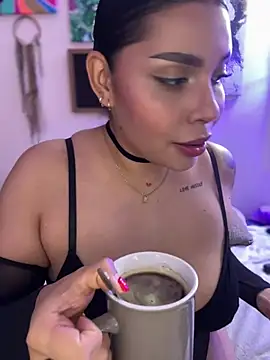 Snapshot of GigiiStone chatting on 03/14/25, 11:00 GigiiStone online show from 03/14/25, 11:00