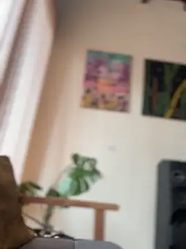 Snapshot of GigiiStone chatting on 10/11/25, 04:16 GigiiStone online show from 10/11/25, 04:16