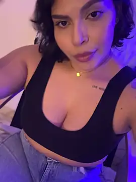 Snapshot of GigiiStone chatting on 11/09/25, 09:57 GigiiStone online show from 11/09/25, 09:57