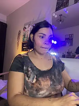 Snapshot of GigiiStone chatting on 01/13/26, 10:26 GigiiStone online show from 01/13/26, 10:26