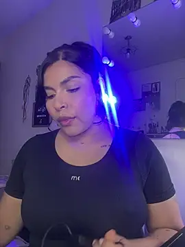 Snapshot of GigiiStone chatting on 01/14/26, 10:03 GigiiStone online show from 01/14/26, 10:03