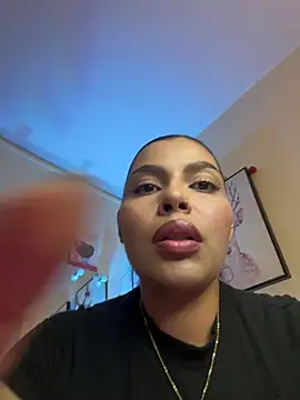 Snapshot of GigiiStone chatting on 02/19/26, 10:06 GigiiStone online show from 02/19/26, 10:06