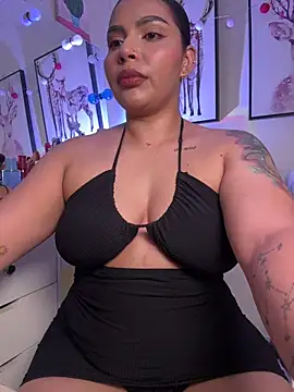 Snapshot of GigiiStone chatting on 03/03/26, 02:12 GigiiStone online show from 03/03/26, 02:12