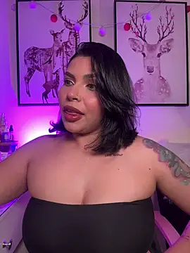 Snapshot of GigiiStone chatting on 04/04/26, 10:40 GigiiStone online show from 04/04/26, 10:40