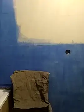 Snapshot of kb516 chatting on 11/30/25, 09:19 kb516 online show from 11/30/25, 09:19