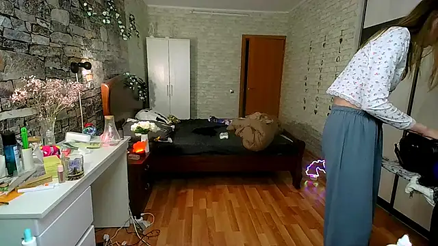   Aphrodita  wow   online show from 04/10/26, 02:55