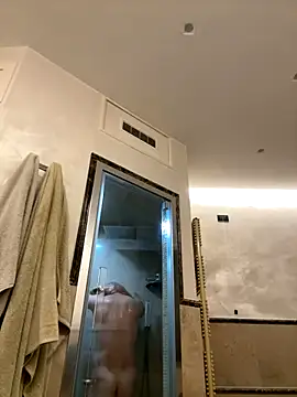 Snapshot of zjwsteve chatting on 10/03/25, 10:40 zjwsteve online show from 10/03/25, 10:40