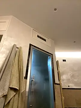 Snapshot of zjwsteve chatting on 10/22/25, 12:11 zjwsteve online show from 10/22/25, 12:11