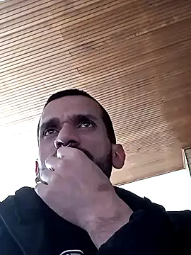 Snapshot of Andres_ramsey chatting on 12/17/24, 02:44 Andres ramsey online show from 12/17/24, 02:44