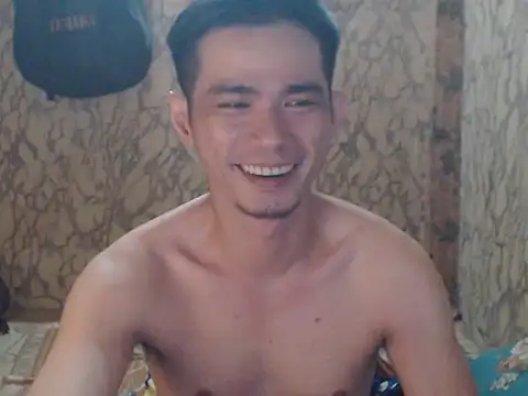 Snapshot of x0x-Philip-x0x chatting on 10/30/25, 03:24 x0x-Philip-x0x online show from 10/30/25, 03:24