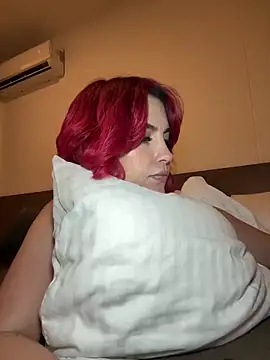 zafiro mo0n online show from 01/09/25, 11:02