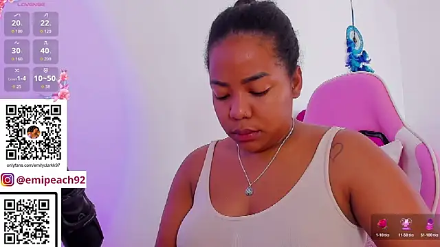Snapshot of samanthaabloom chatting on 05/19/26, 02:23 samanthaabloom online show from 05/19/26, 02:23