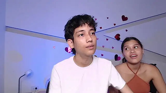 hot little bunny online show from 02/15/25, 08:43