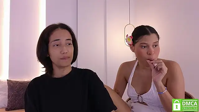 hot little bunny online show from 10/29/25, 09:38