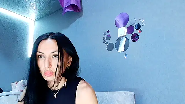 Snapshot of Siaconna chatting on 06/17/26, 09:12 Siaconna online show from 06/17/26, 09:12