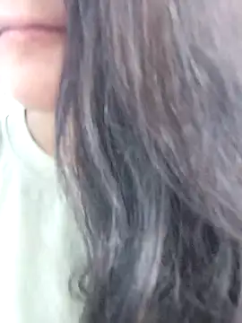 Snapshot of Doll_Nepali chatting on 12/17/24, 11:49 Doll Nepali online show from 12/17/24, 11:49