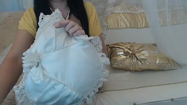 Snapshot of Mia-Montal777 chatting on 07/12/26, 06:26 Mia-Montal777 online show from 07/12/26, 06:26