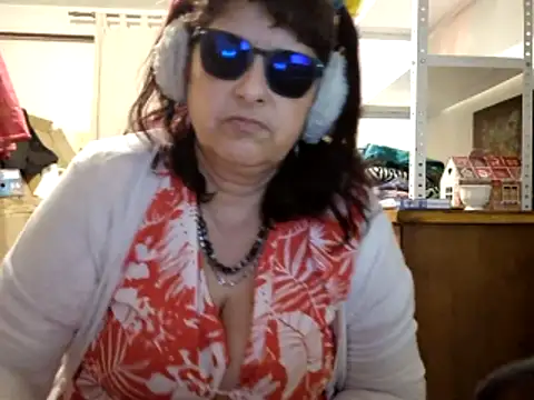 Snapshot of Samantha_Squirt@xh chatting on 05/12/26, 09:34 Samantha Squirtxh online show from 05/12/26, 09:34