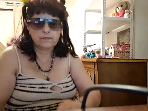 Snapshot of Samantha_Squirt@xh chatting on 05/20/26, 10:16 Samantha Squirtxh online show from 05/20/26, 10:16