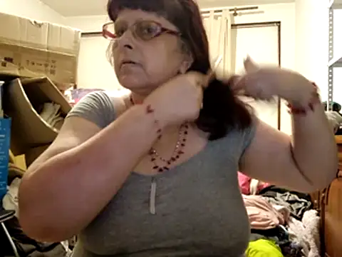 Snapshot of Samantha_Squirt@xh chatting on 06/10/26, 10:52 Samantha Squirtxh online show from 06/10/26, 10:52