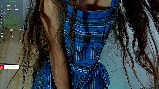 VickyJackson  online show from 02/05/25, 07:53