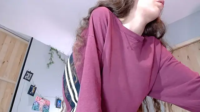 VickyJackson  online show from 09/19/25, 04:07