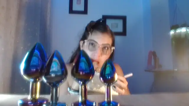 DaMikaela  online show from 02/02/26, 05:11