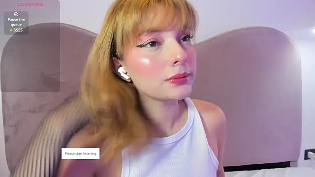 Snapshot of Ania_jones chatting on 02/19/25, 08:41 Ania jones online show from 02/19/25, 08:41