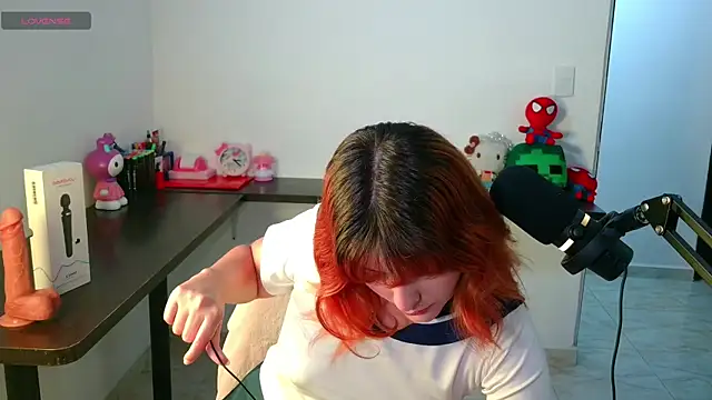 Snapshot of Ania_jones chatting on 04/10/26, 10:58 Ania jones online show from 04/10/26, 10:58