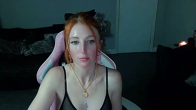 Red firesquirt online show from 12/02/24, 09:50