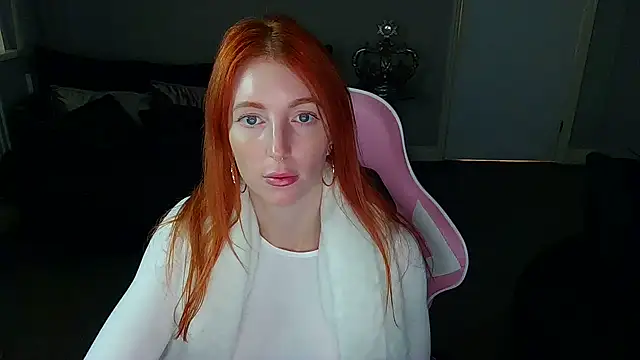 Red firesquirt online show from 01/03/25, 02:51