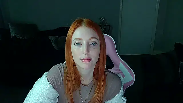 Red firesquirt online show from 02/03/25, 02:34