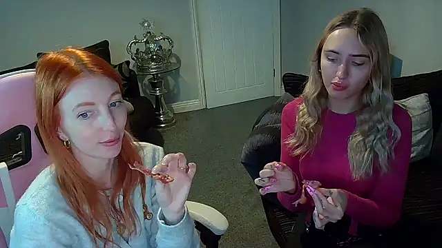 Red firesquirt online show from 02/24/25, 10:03