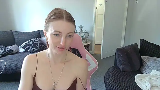 Snapshot of Red_firesquirt chatting on 04/29/26, 08:51 Red firesquirt online show from 04/29/26, 08:51