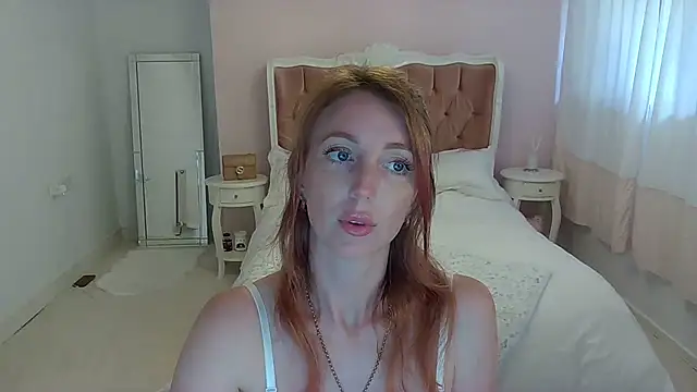 Snapshot of Red_firesquirt chatting on 06/30/26, 01:56 Red firesquirt online show from 06/30/26, 01:56