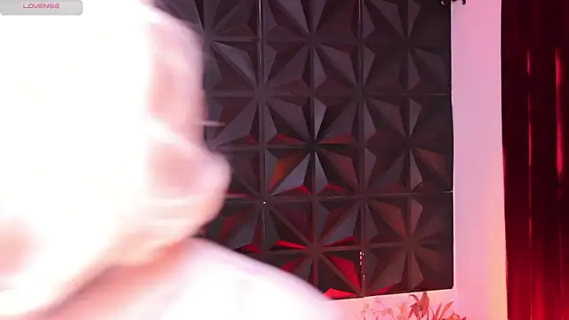 Snapshot of Misselektra__ chatting on 01/17/25, 03:55 Misselektra online show from 01/17/25, 03:55