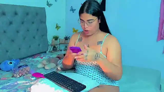 Snapshot of mabellfox chatting on 01/09/25, 09:26 mabellfox online show from 01/09/25, 09:26