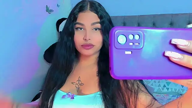 Snapshot of mabellfox chatting on 02/17/25, 03:31 mabellfox online show from 02/17/25, 03:31