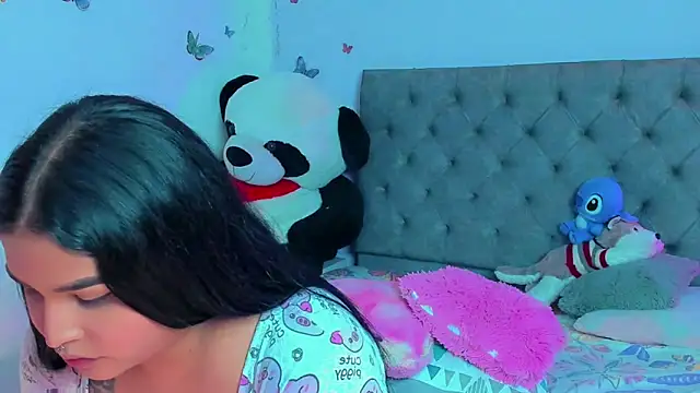 Snapshot of mabellfox chatting on 02/23/25, 09:59 mabellfox online show from 02/23/25, 09:59