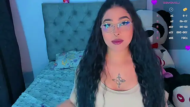 Snapshot of mabellfox chatting on 10/09/25, 08:34 mabellfox online show from 10/09/25, 08:34