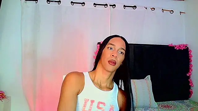 carmen14 online show from 12/17/25, 03:23