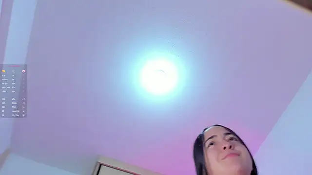 Snapshot of soyamandaa_ chatting on 12/18/24, 11:51 soyamandaa  online show from 12/18/24, 11:51