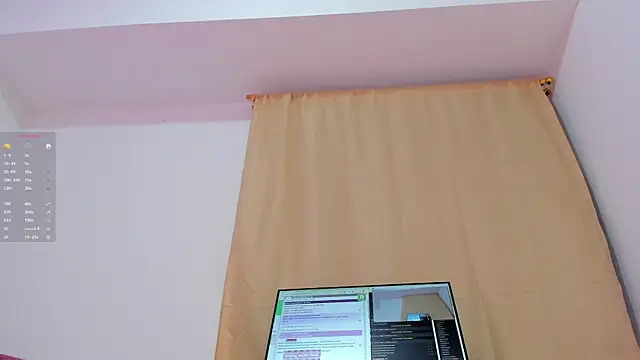 Snapshot of soyamandaa_ chatting on 12/19/24, 02:56 soyamandaa  online show from 12/19/24, 02:56