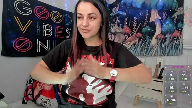 LovelyAzucena online show from 02/28/25, 06:09