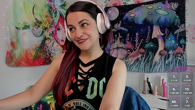 LovelyAzucena online show from 03/07/25, 05:49