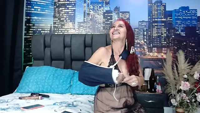 Snapshot of Lucy_mature8 chatting on 04/07/26, 09:04 Lucy mature8 online show from 04/07/26, 09:04