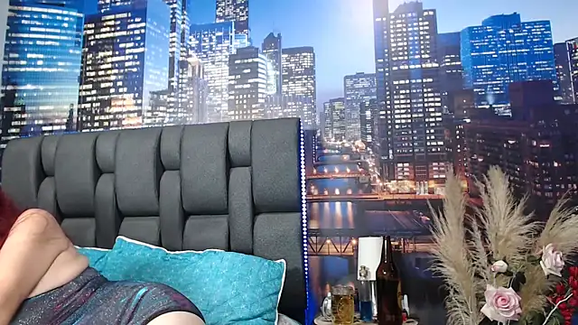 Snapshot of Lucy_mature8 chatting on 04/22/26, 09:38 Lucy mature8 online show from 04/22/26, 09:38